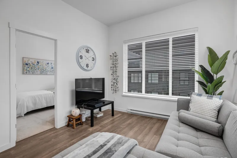 608 15825 85 AVENUE - photo 4 of 25