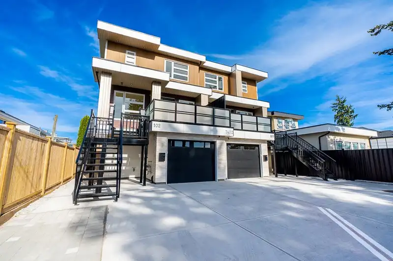 7474 124 STREET - photo 1 of 40