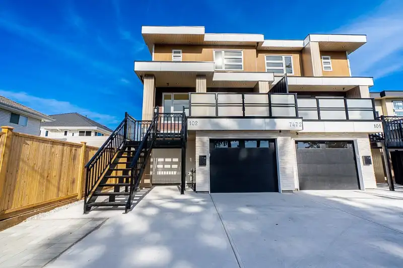 7474 124 STREET - photo 2 of 40