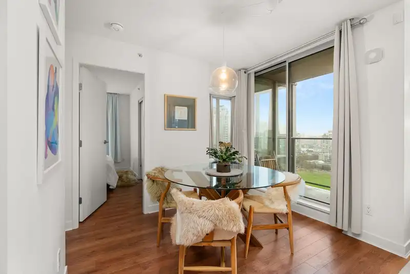 2108 1438 RICHARDS STREET - photo 1 of 22