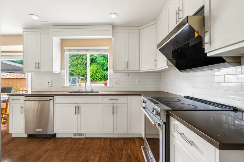 12655 228 STREET - photo 3 of 23