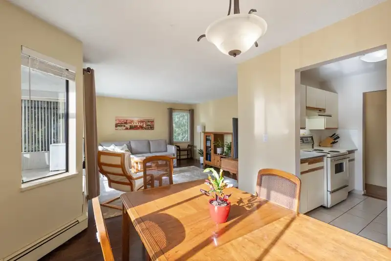 101 1740 SOUTHMERE CRESCENT - photo 3 of 32