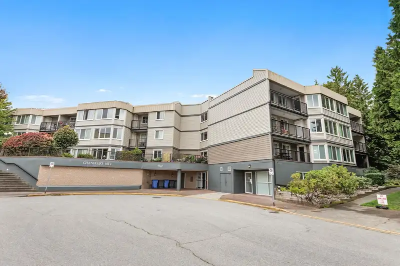 301 9632 120A STREET - photo 2 of 25