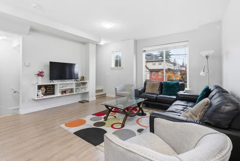 147 6030 142 STREET - photo 2 of 25