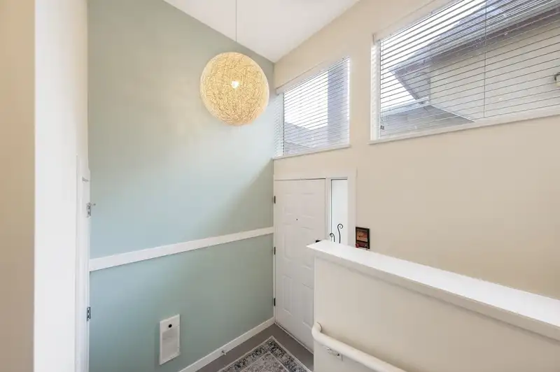 102 1860 W 6TH AVENUE - photo 4 of 34