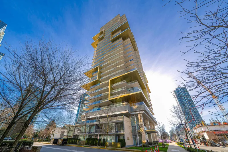 TH1 6288 CASSIE AVENUE - photo 1 of 25