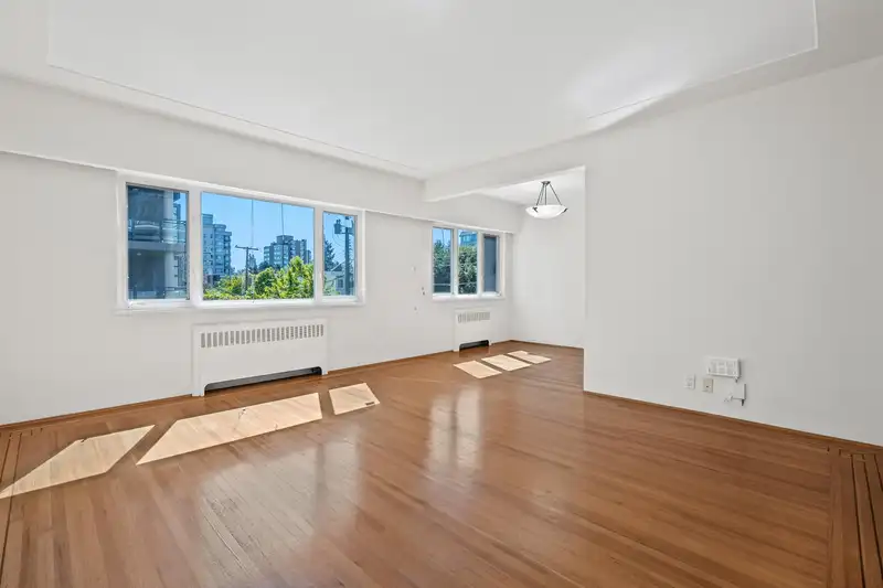 8 2296 W 39TH AVENUE - photo 2 of 39