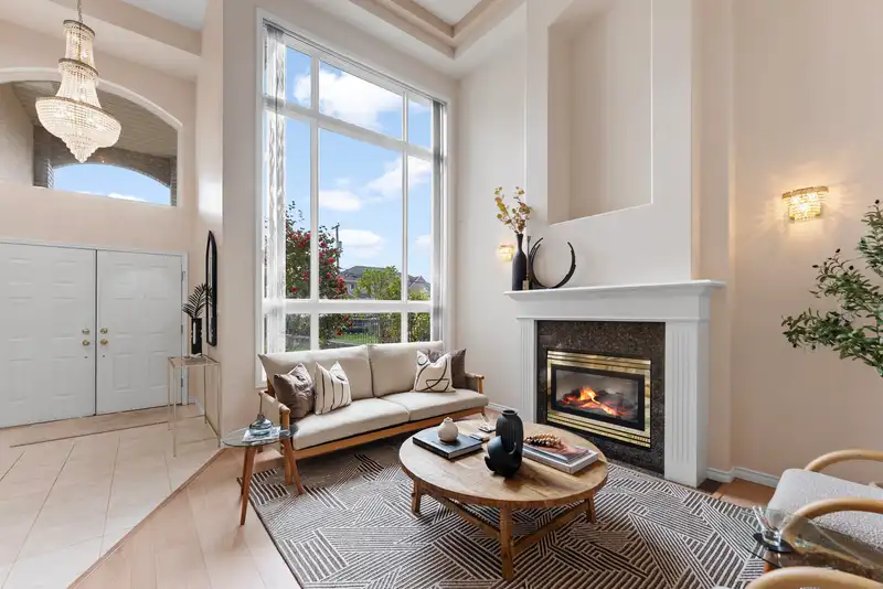 8591 HEATHER STREET - photo 1 of 39