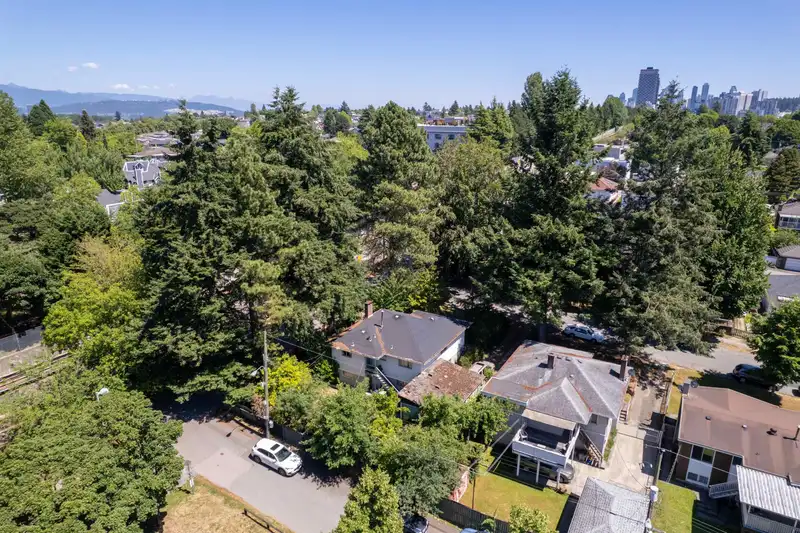 4507 TODD STREET - photo 4 of 32
