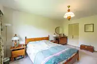 2117 KNIGHTSWOOD PLACE - thumbnail 25