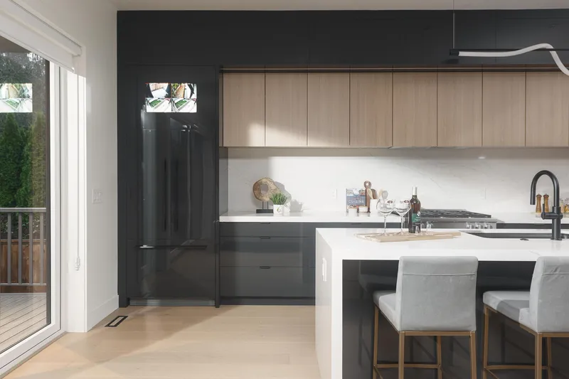 2 3232 W 38TH AVENUE - photo 3 of 14