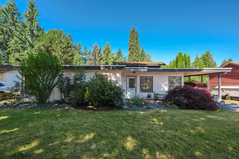 3741 207B STREET - photo 3 of 31