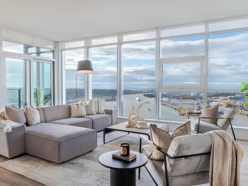 4606 680 QUAYSIDE DRIVE - photo 1 of 40