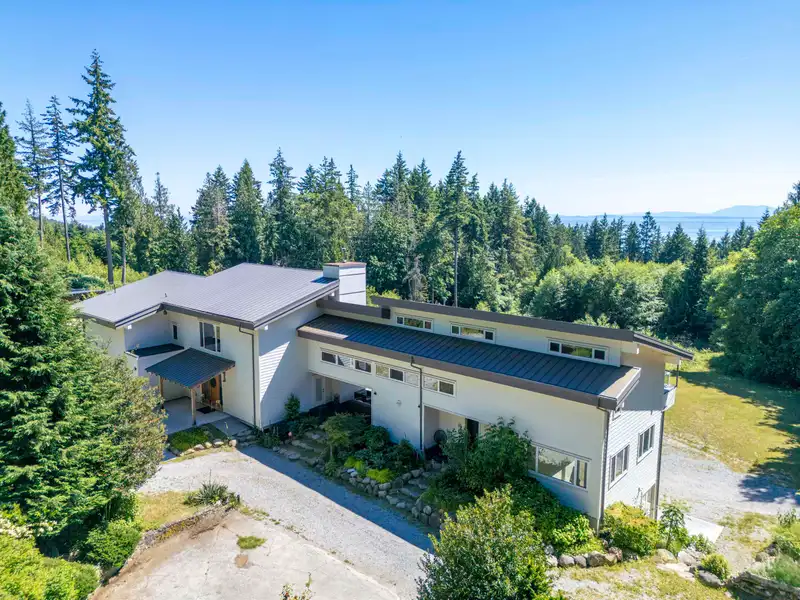 714 SULLIVAN ROAD - photo 3 of 40