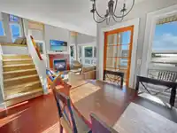 10C 2315 MACKINNON ROAD - thumbnail 12