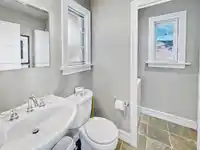10C 2315 MACKINNON ROAD - thumbnail 26