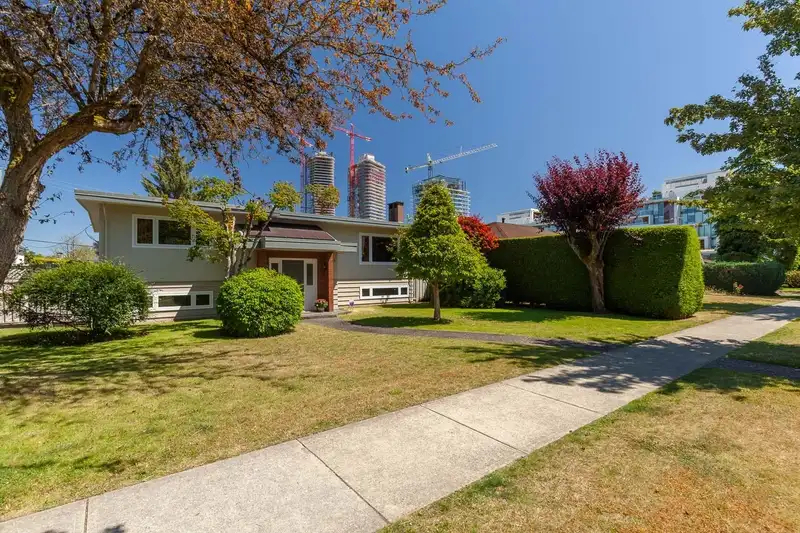 5588 WILLOW STREET - photo 3 of 32