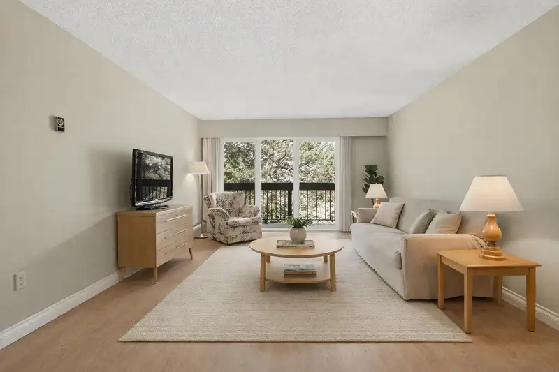 307 1175 FERGUSON ROAD - photo 1 of 12
