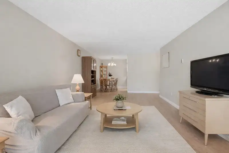 307 1175 FERGUSON ROAD - photo 4 of 12