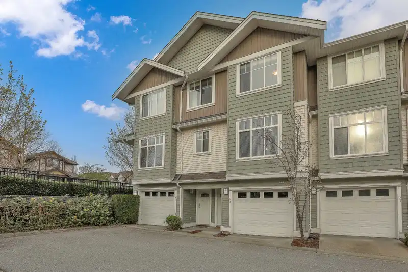 68 19480 66 AVENUE - photo 2 of 40