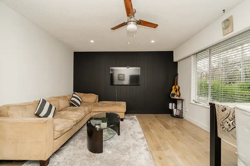 11205 78A AVENUE - photo 4 of 31
