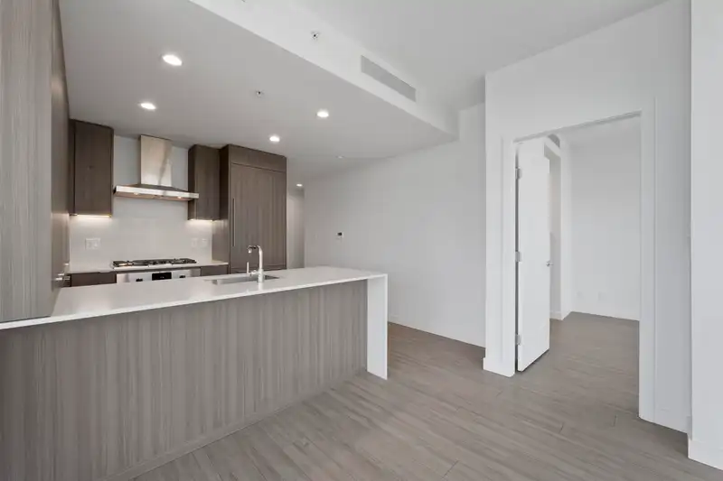 2401 2351 BETA AVENUE - photo 3 of 34
