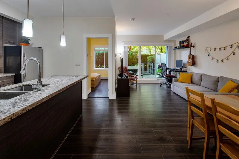 106 7377 14TH AVENUE - photo 2 of 25