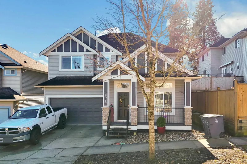 16528 59A AVENUE - photo 1 of 25