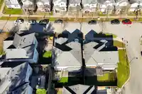 16528 59A AVENUE - thumbnail 5