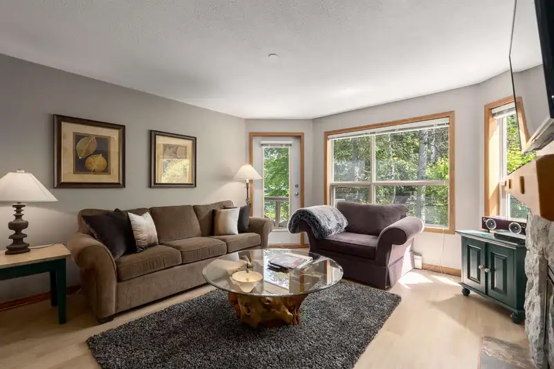 243 4800 SPEARHEAD DRIVE - photo 2 of 38