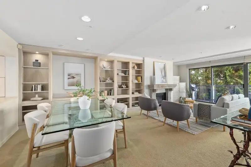 404 1233 BEACH AVENUE - photo 3 of 40
