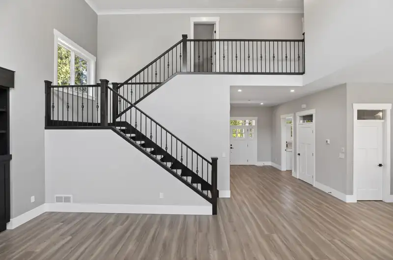 30536 SILVERHILL AVENUE - photo 2 of 37