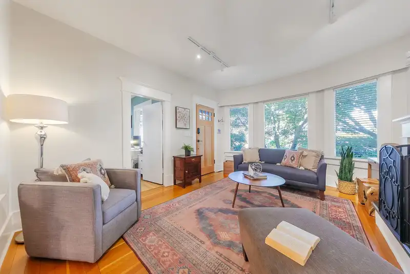 5041 ST. CATHERINES STREET - photo 3 of 40