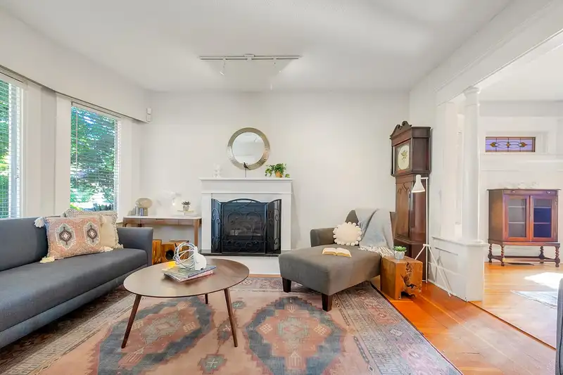 5041 ST. CATHERINES STREET - photo 4 of 40