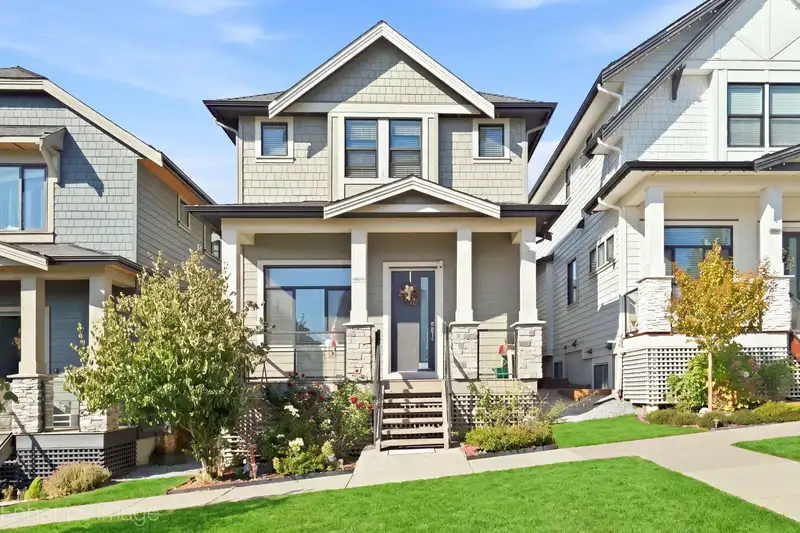 16475 21A AVENUE - photo 1 of 26
