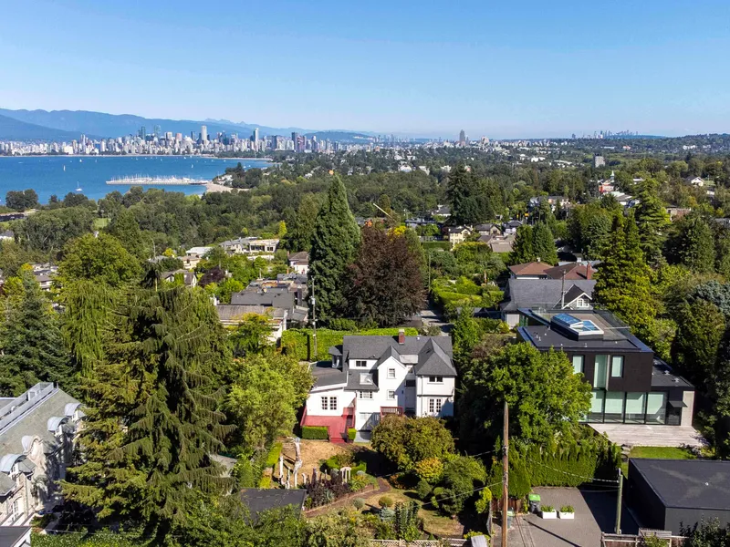 1937 TOLMIE STREET - photo 2 of 25