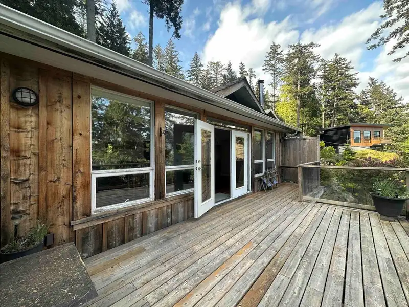 1482 EAGLE CLIFF ROAD - photo 4 of 23
