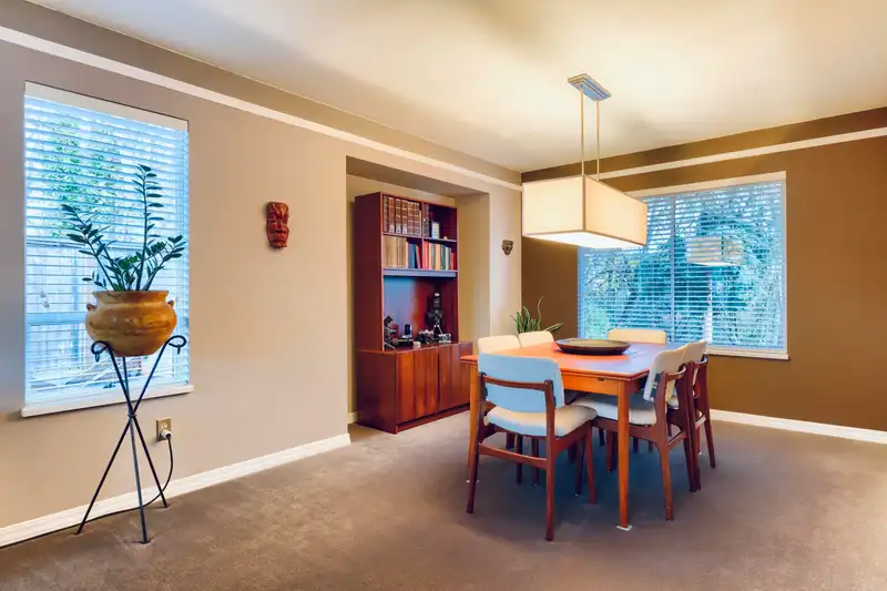 8832 143 STREET - photo 4 of 14