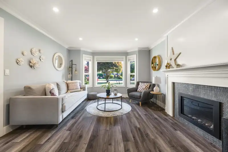 12200 IMPERIAL DRIVE - photo 4 of 32