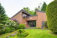 220 CORNELL WAY - thumbnail 36