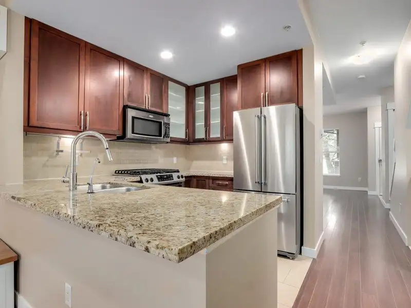 319 E 15TH STREET - photo 2 of 18