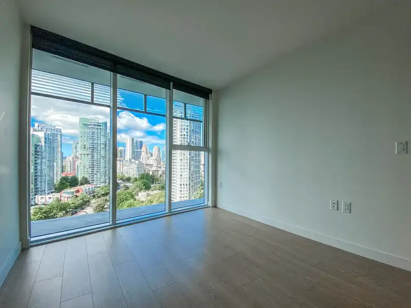1586 87 NELSON STREET - photo 2 of 27