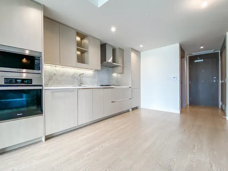1586 87 NELSON STREET - photo 4 of 27