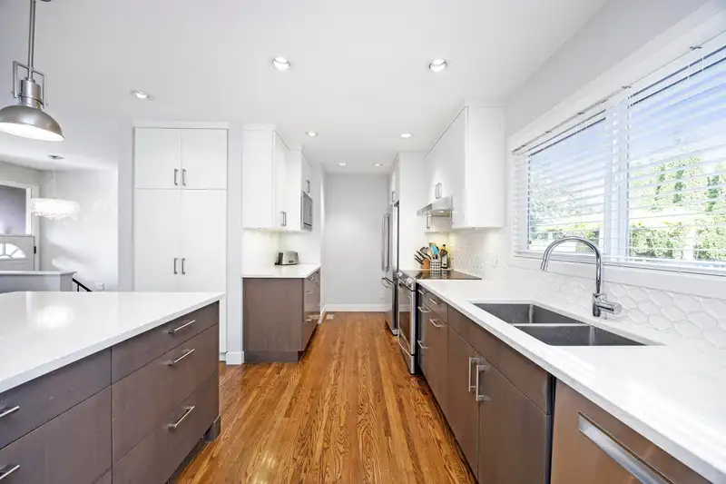1388 E 20TH STREET - photo 3 of 23