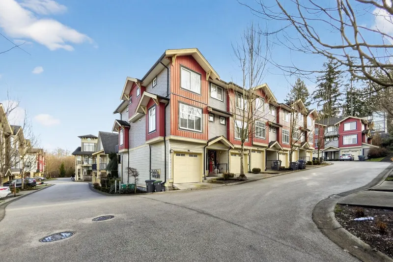 20 13886 62 AVENUE - photo 2 of 25