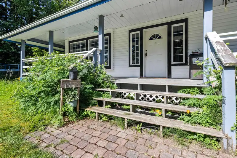 13091 SABO STREET - photo 4 of 40
