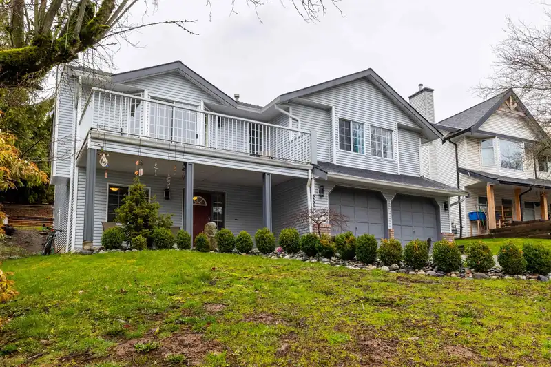 35331 SANDY HILL ROAD - photo 3 of 40