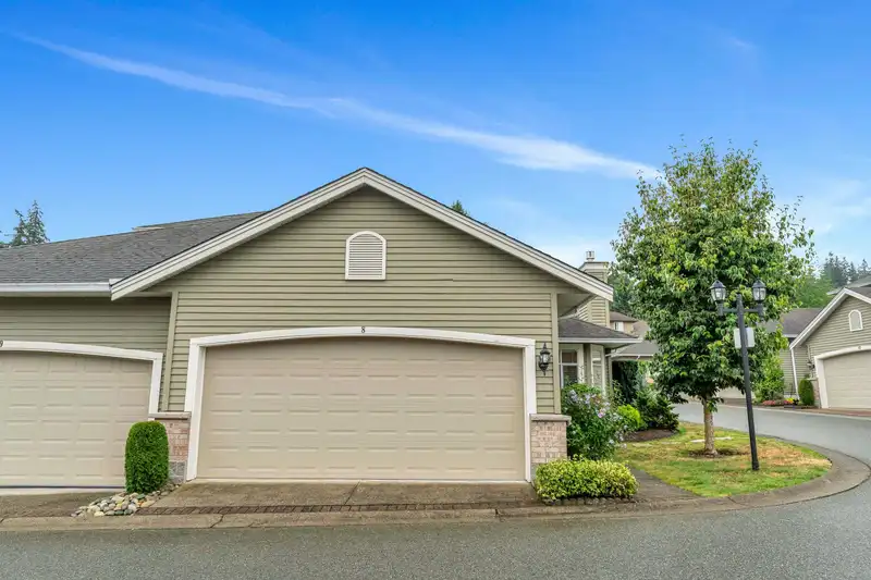 8 2672 151 STREET - photo 2 of 38