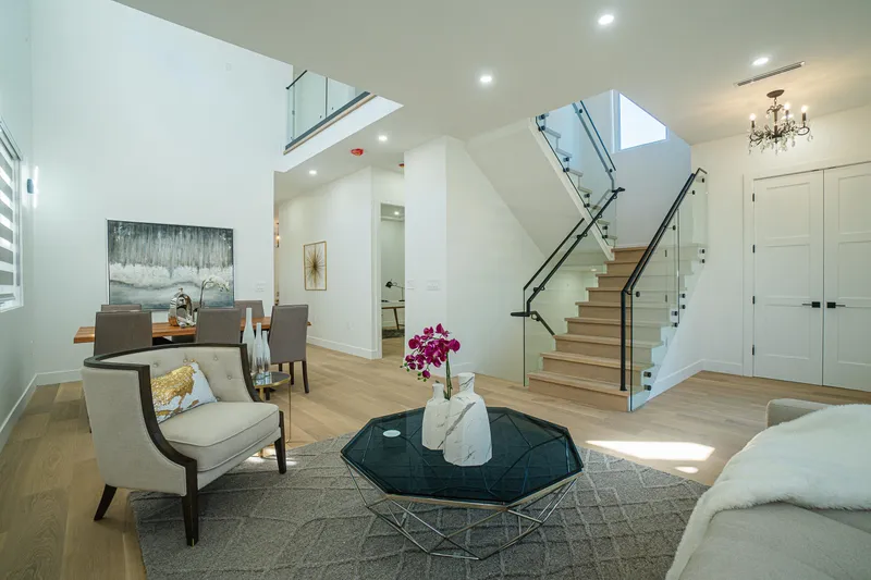 4152 PENDER STREET - photo 3 of 25