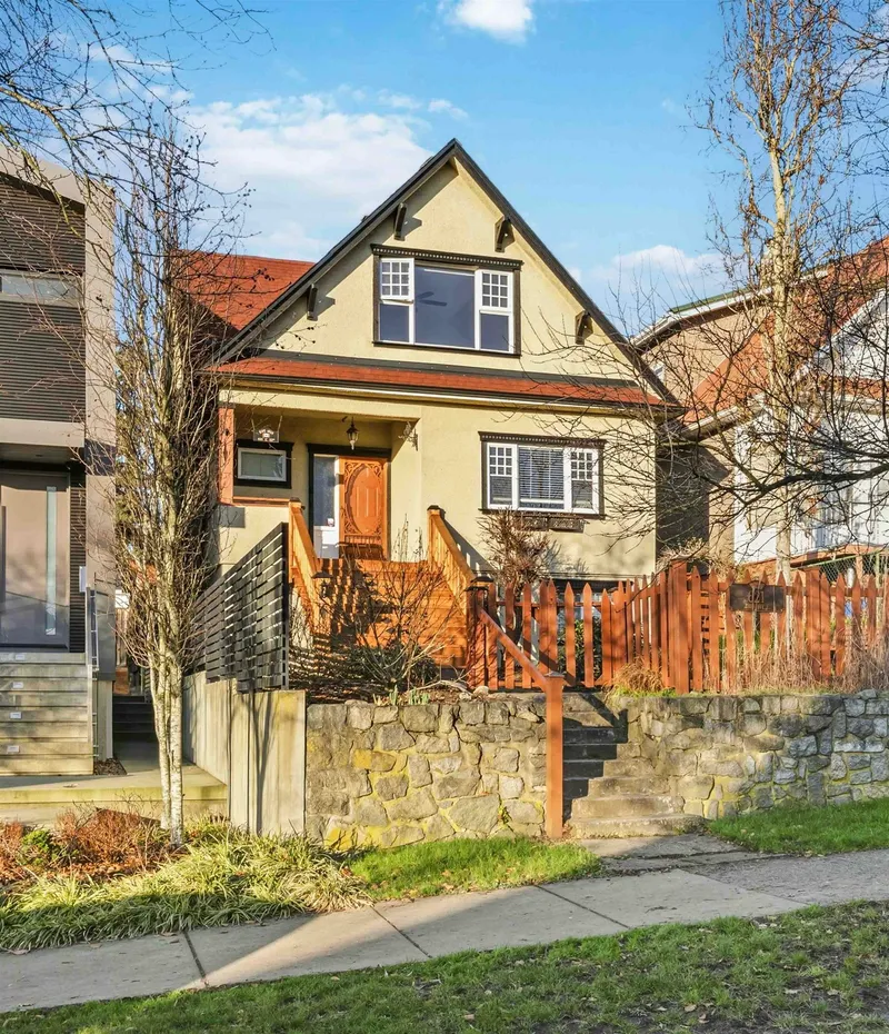 621 E 23RD AVENUE - photo 1 of 25